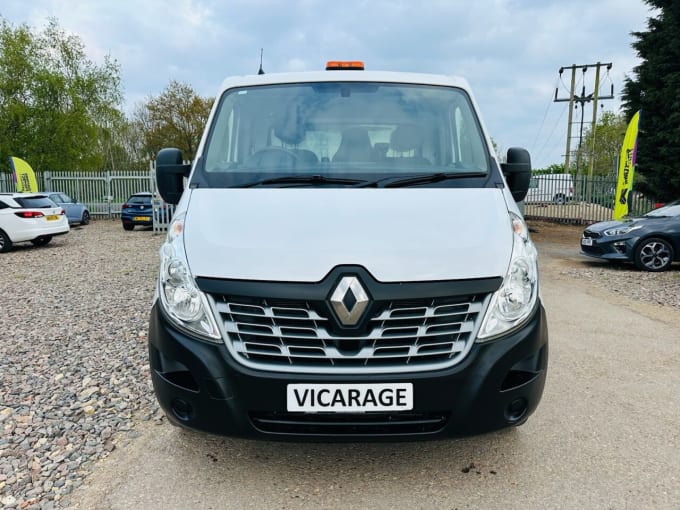 2025 Renault Master