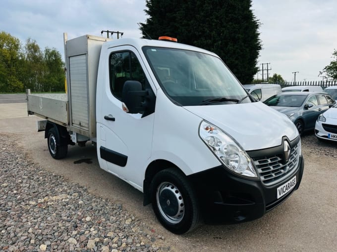 2025 Renault Master