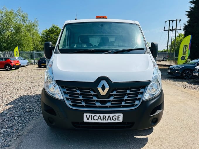 2025 Renault Master