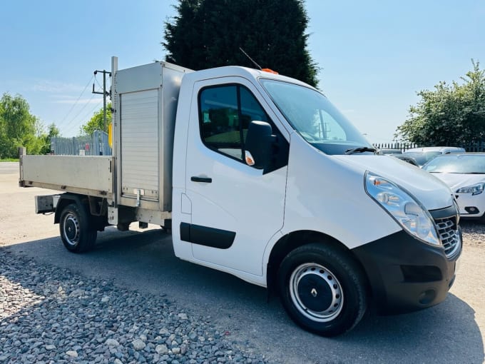 2025 Renault Master