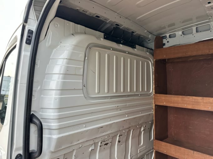 2025 Maxus Deliver 9