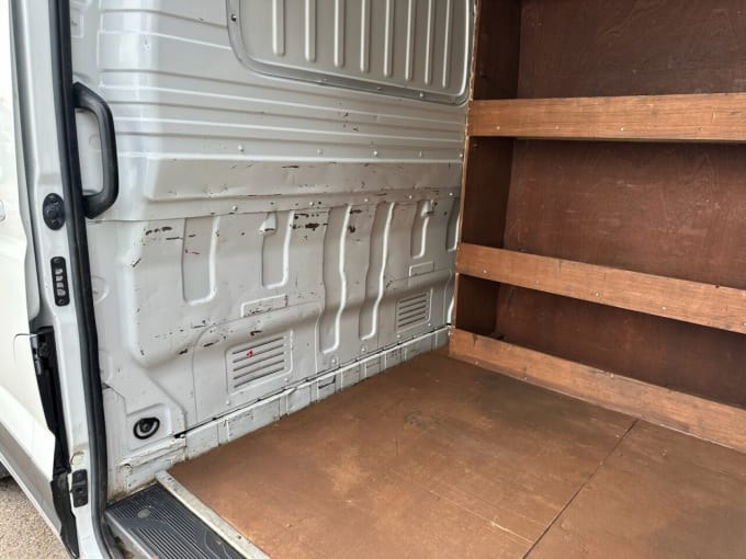2025 Maxus Deliver 9