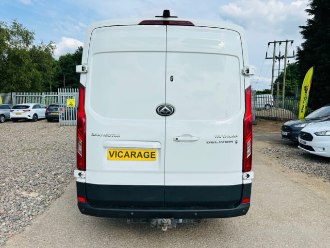 2025 Maxus Deliver 9