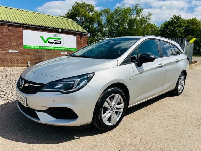 2025 Vauxhall Astra