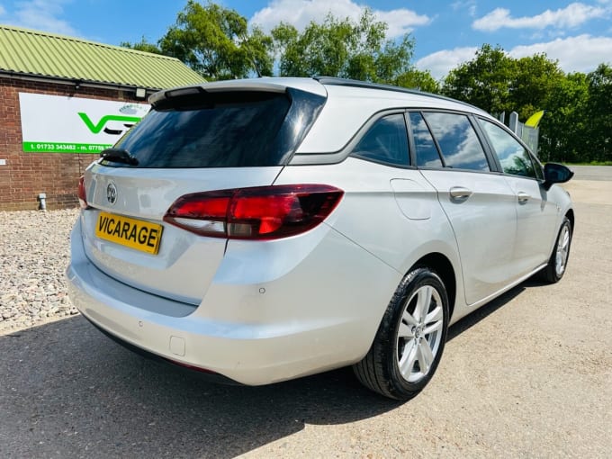 2025 Vauxhall Astra