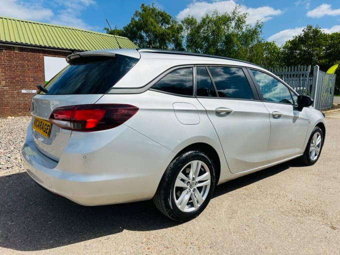 2025 Vauxhall Astra