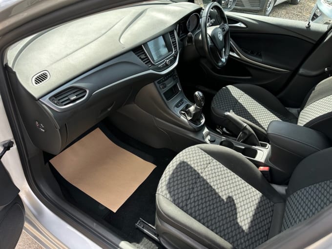 2025 Vauxhall Astra
