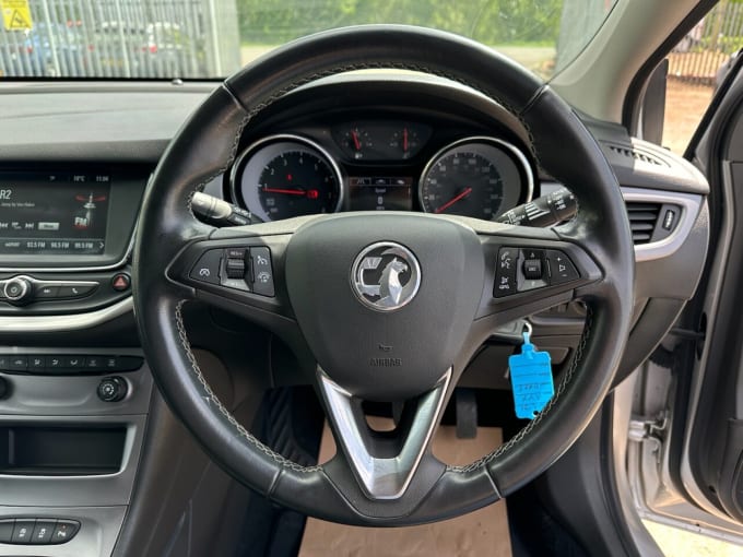 2025 Vauxhall Astra