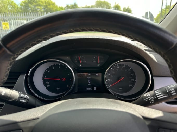 2025 Vauxhall Astra