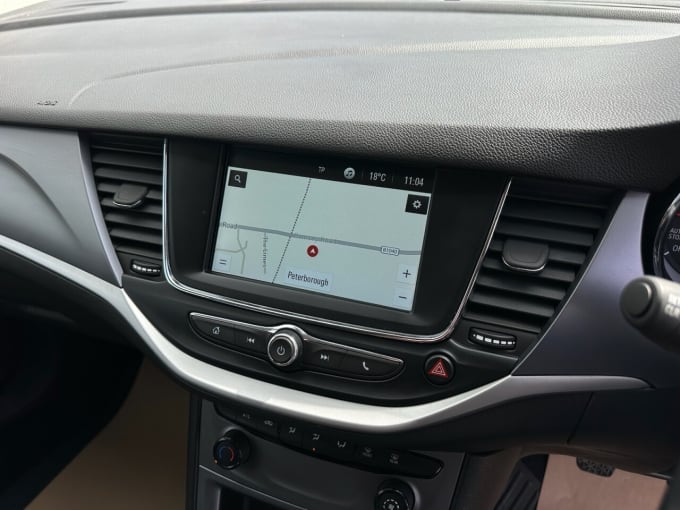 2025 Vauxhall Astra