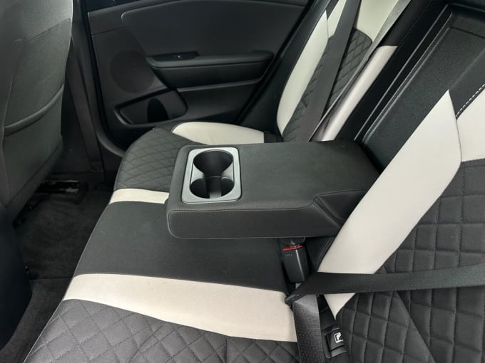 2025 Kia Ceed