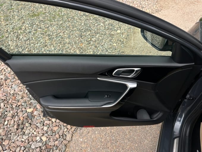 2025 Kia Ceed