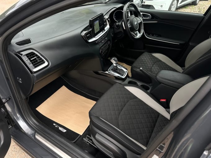 2025 Kia Ceed