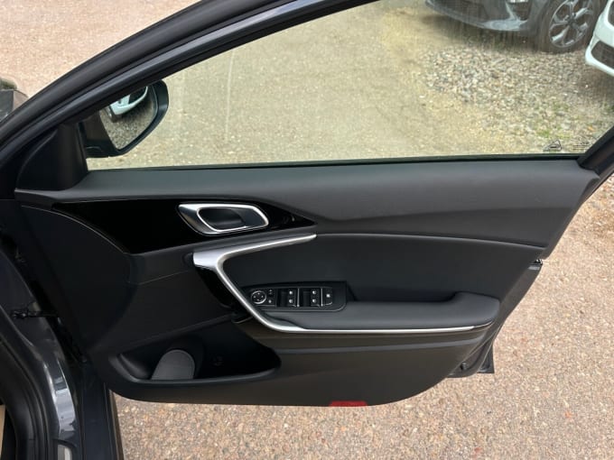2025 Kia Ceed