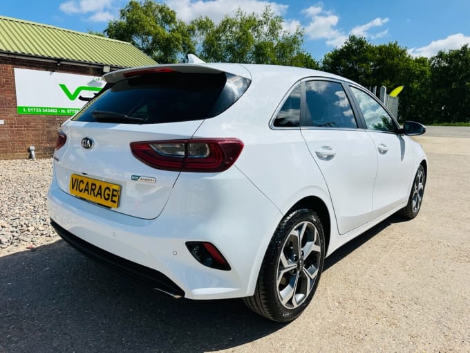 2025 Kia Ceed