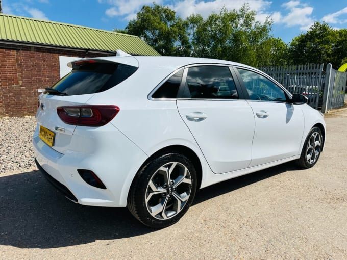 2025 Kia Ceed