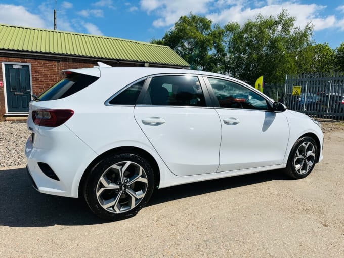 2025 Kia Ceed