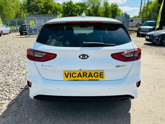 2025 Kia Ceed