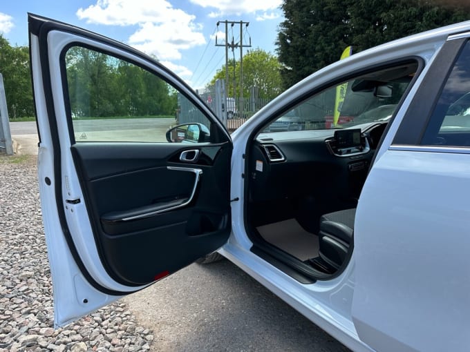 2025 Kia Ceed