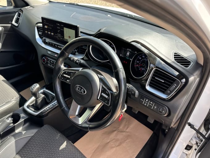 2025 Kia Ceed