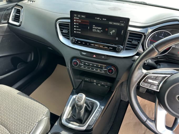 2025 Kia Ceed