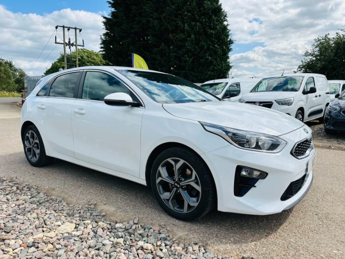 2025 Kia Ceed