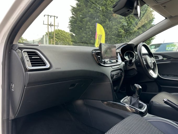 2025 Kia Ceed