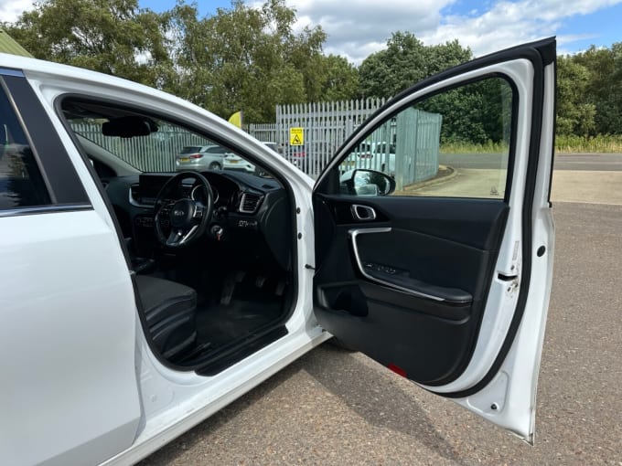 2025 Kia Ceed