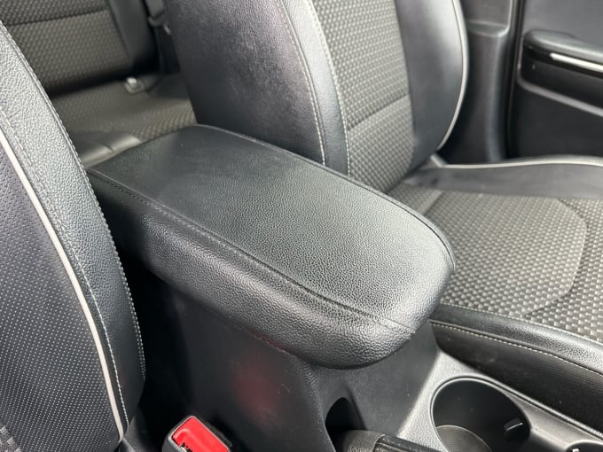 2025 Kia Ceed