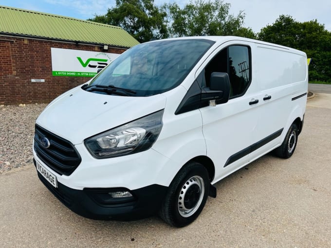 2025 Ford Transit Custom