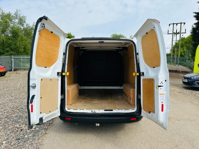 2025 Ford Transit Custom