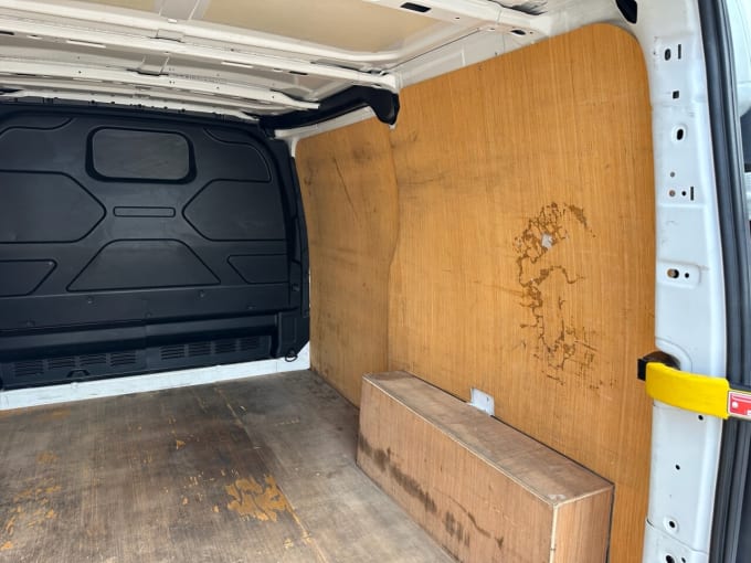 2025 Ford Transit Custom
