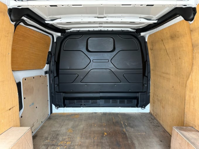 2025 Ford Transit Custom