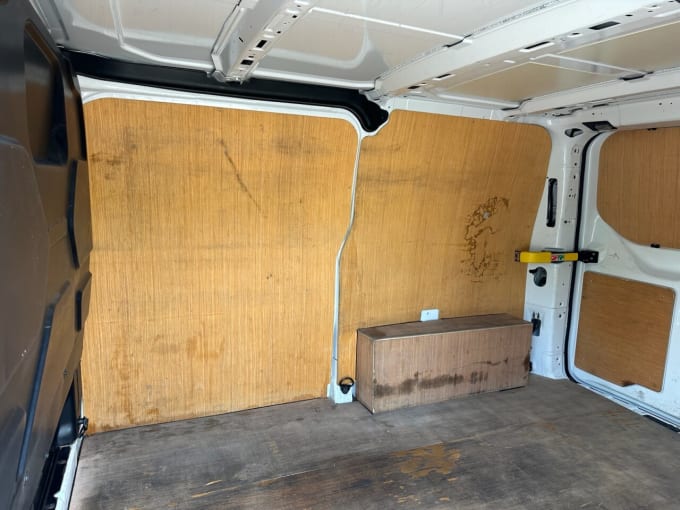 2025 Ford Transit Custom