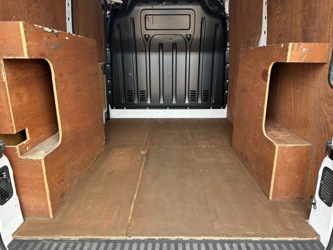 2025 Vauxhall Movano