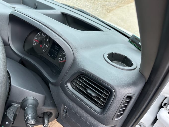 2025 Vauxhall Movano