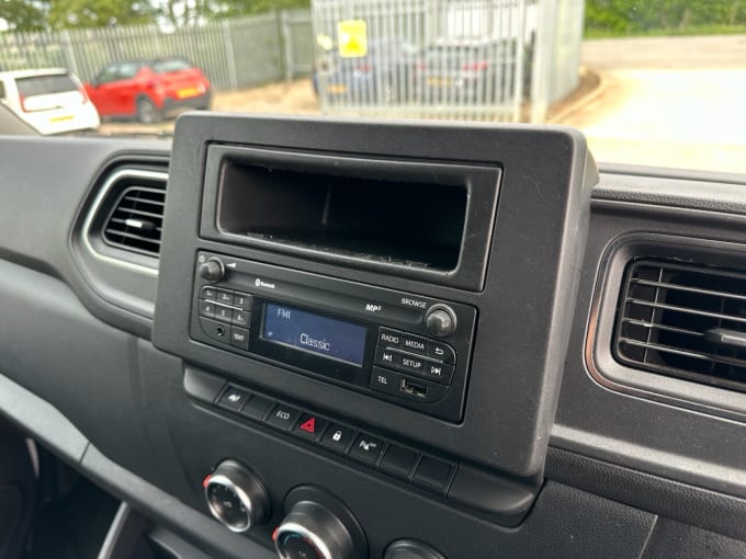 2025 Vauxhall Movano