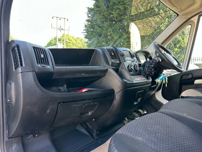2025 Citroen Relay