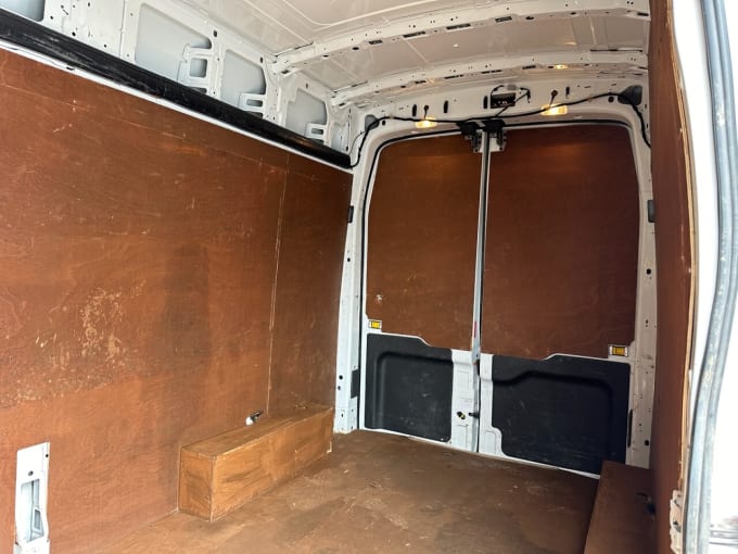 2025 Ford Transit