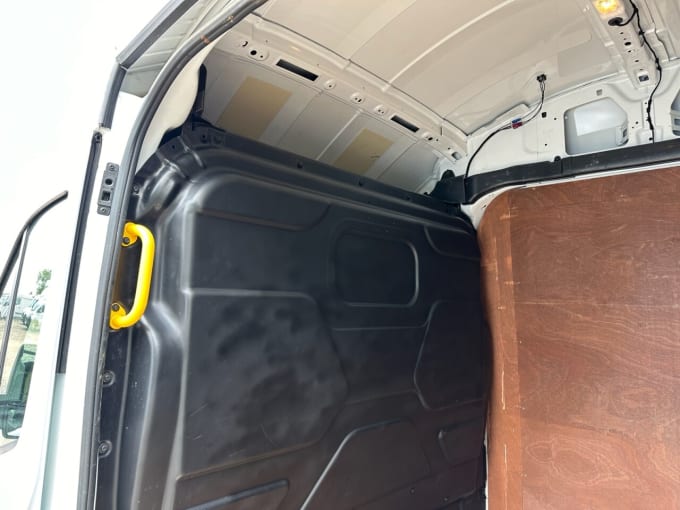 2025 Ford Transit