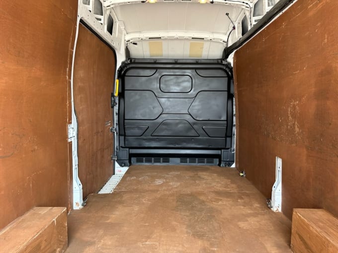 2025 Ford Transit