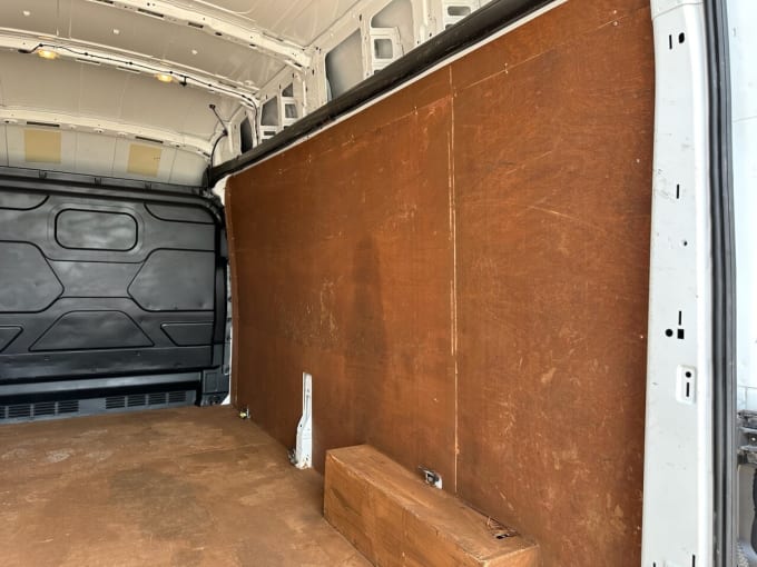 2025 Ford Transit