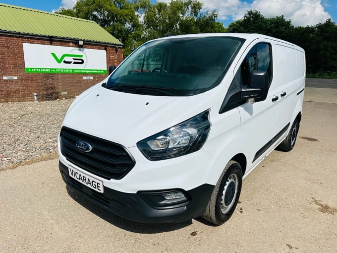 2025 Ford Transit Custom