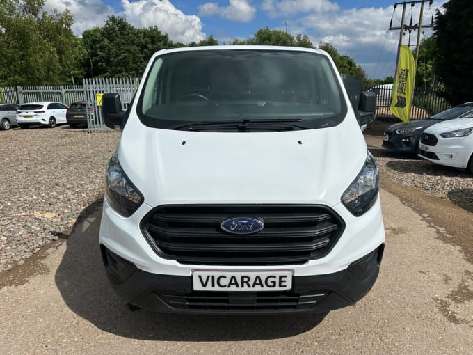 2025 Ford Transit Custom