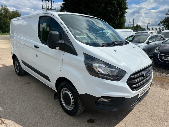 2025 Ford Transit Custom