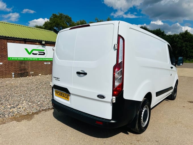 2025 Ford Transit Custom