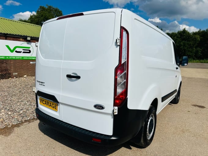 2025 Ford Transit Custom