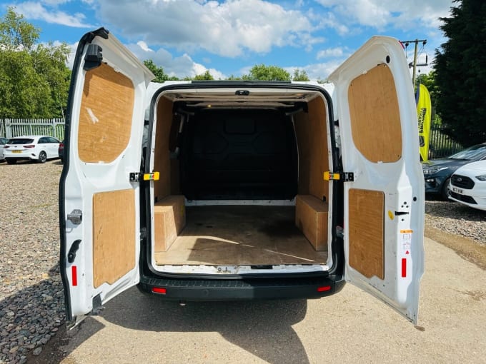 2025 Ford Transit Custom