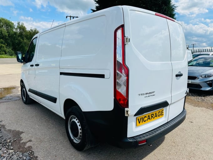 2025 Ford Transit Custom