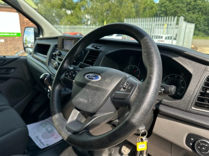 2025 Ford Transit Custom